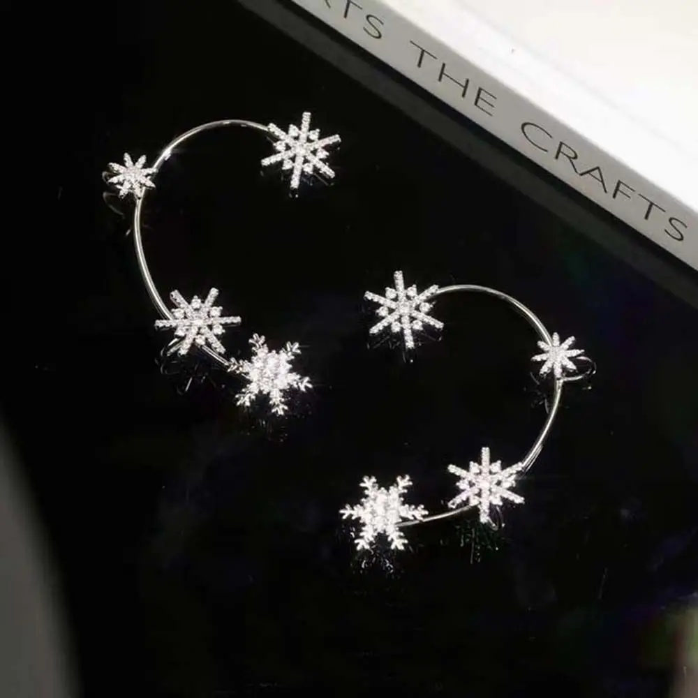 

1PC New Fashion Silver Color Non Piercing Ear-hook Luxury Shining Zircon Snowflake Clip Earrings For Women Party Jewelry Gift