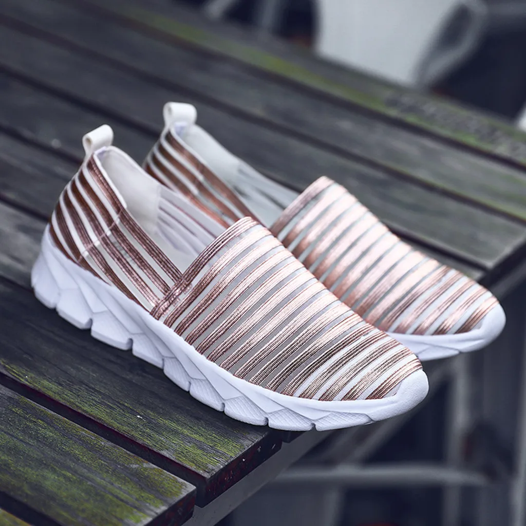 Кроссовки женские без шнуровки Вулканизированная подошва спортивная мягкая