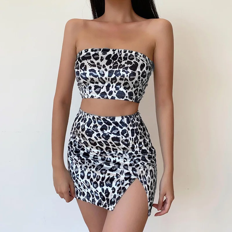 

2021 European and American personality leopard skirt women new tight tube top + high waist skirt two-piece