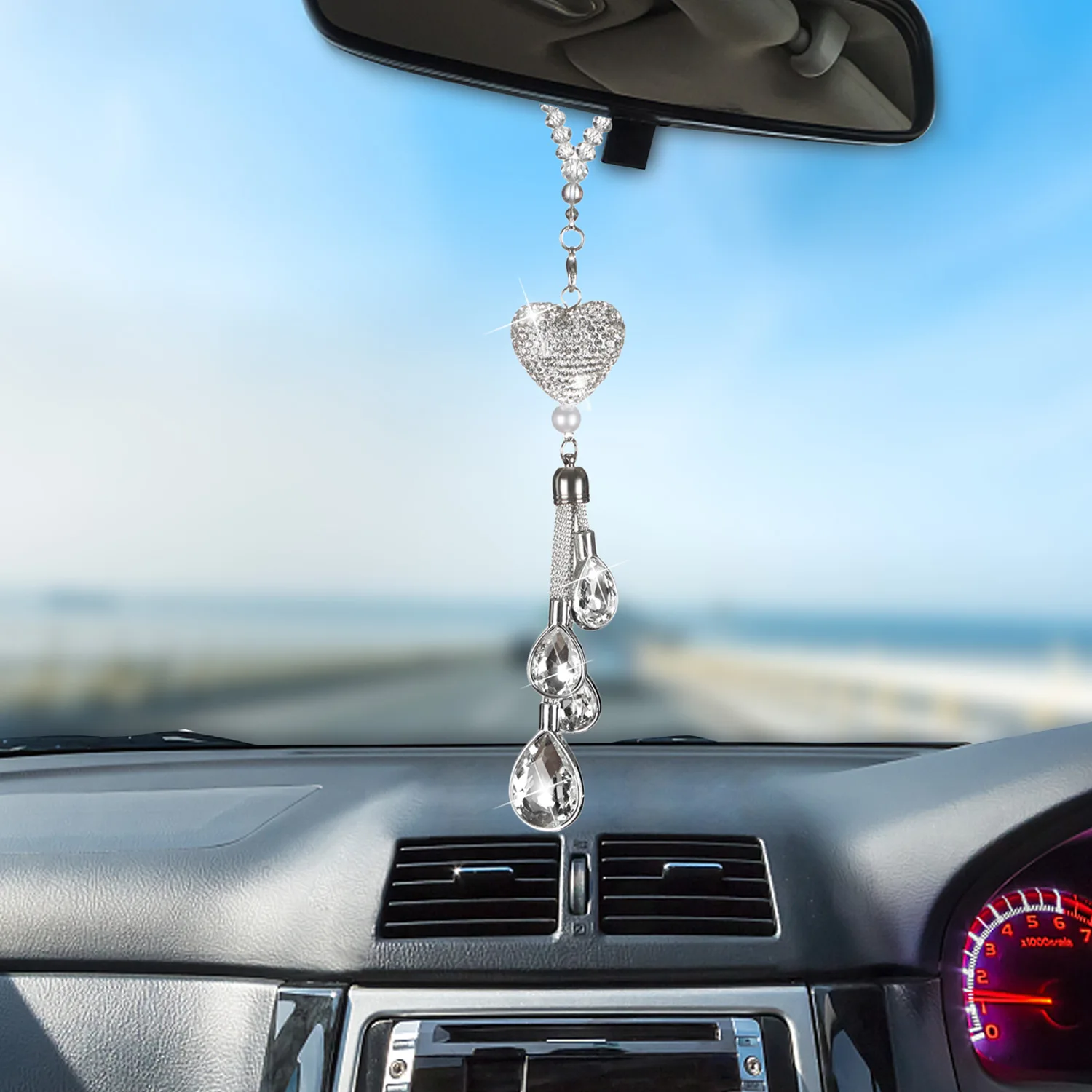 

Women Car Crystal Heart Rearview Mirror Ornaments Car Hanging Decorations Diamond Bling Automotive Interior Supplies
