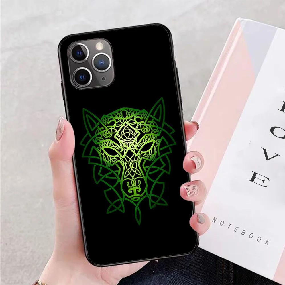 

For iPhone Celtic Wolf Soft TPU Border Apple iPhone Case