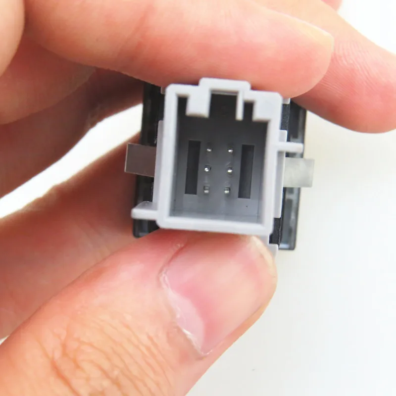 Автомобильная автоматическая парковочная вспомогательная система управления