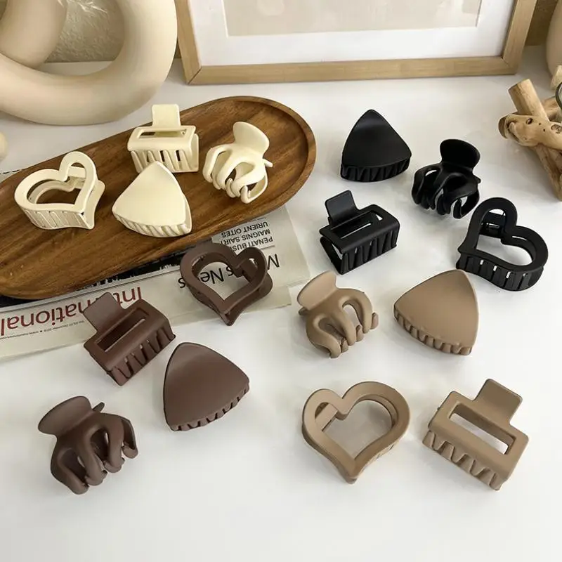 

Milk Tea and Coffee Color Clip