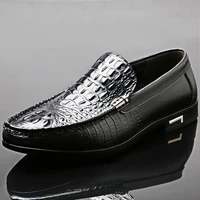 crocodile pattern loafers for men light slip on men boat shoes casual moccasin homme flat men dress shoes chaussures homme