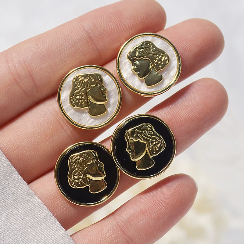 

2021 New Arrive Popular Design 14K Real Gold Geometric Round Avatar Earrings for Women Charm Zircon Stud S925 Silver Needle Gift