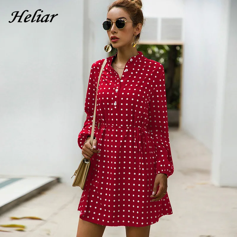 Heliar с v-образным вырезом в горошек платье шерстяное на пуговицах тянется талии