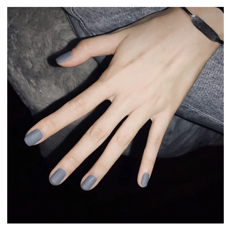 

24pcs Solid DIY Wholesales Fake Nails Matte Cheap Red Blue Green Short Nail Tips Fingernail Level Nail Art False Nails with Glue