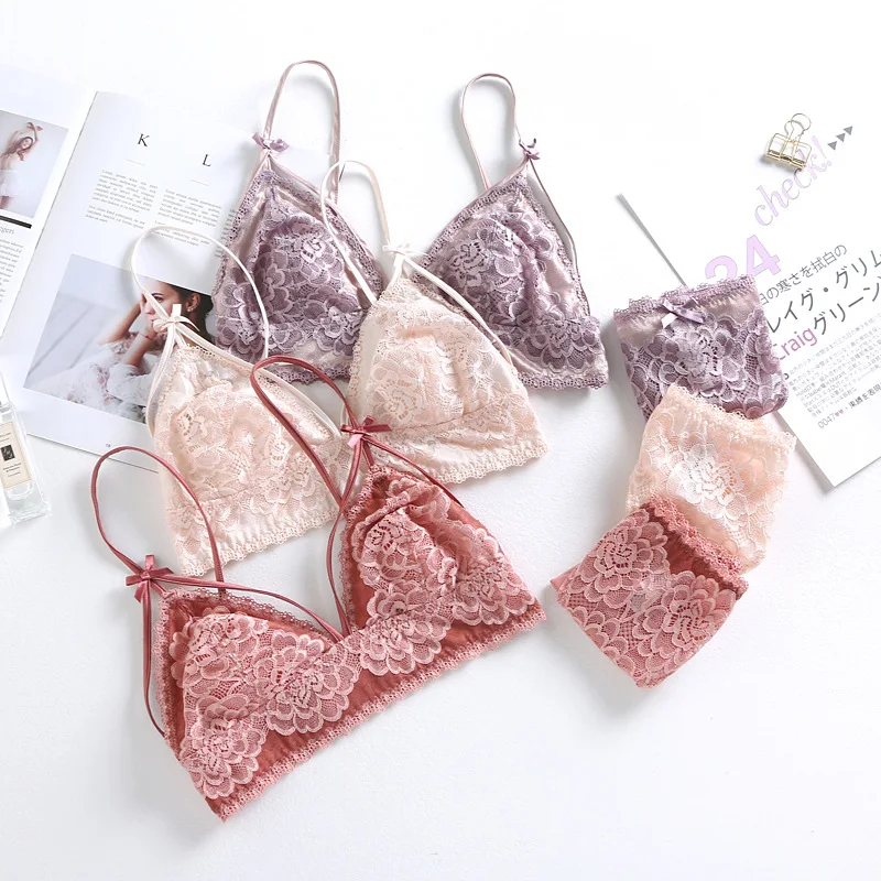 Новый комплект с бюстгальтером треугольной чашкой ультратонкое кружевное