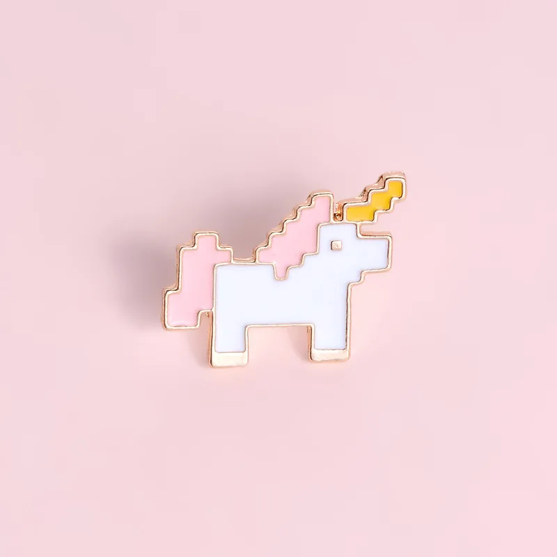 Эмалированные булавки в виде мультяшной лошади на заказ Мини Броши животных