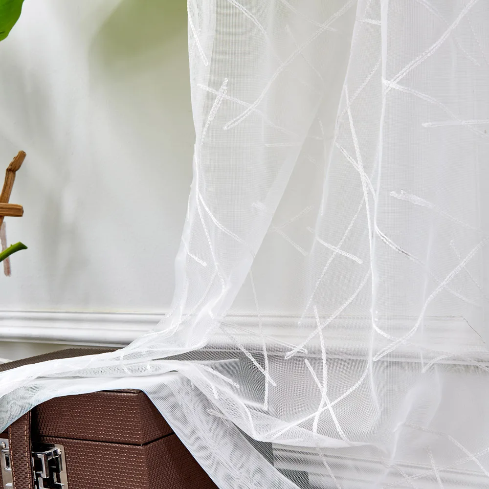 Белая занавеска геометрической формы прозрачная тканевая для гостиной вуаль