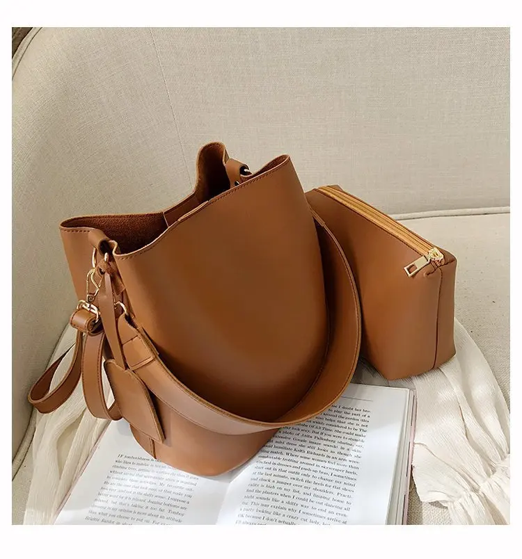 

Bag Woman 2020 Retro Compact Broadband Bucket Bag Single Shoulder Oblique Span Large Capacity Package