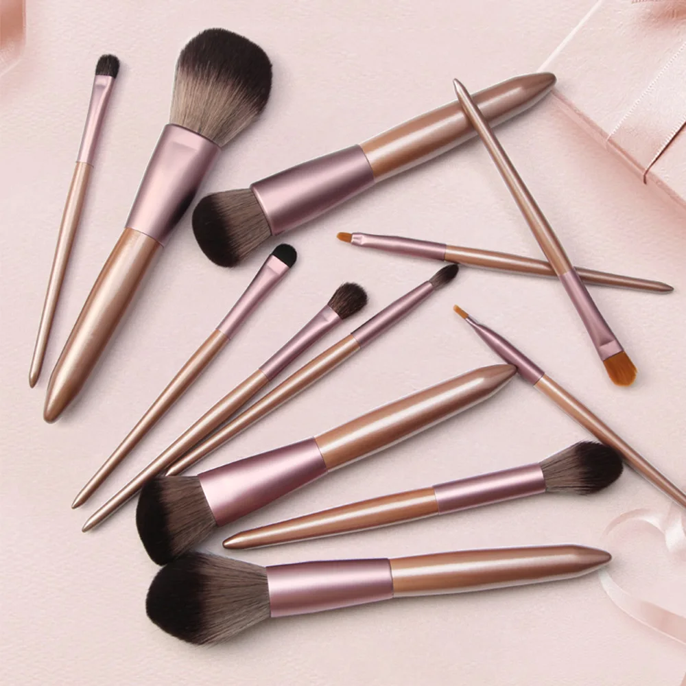 Factory Direct Sales 12 Small Grape Makeup Brush Microcrystalline Silk Beginners Set EyeShadow Brush Cosmetic Gift Set for Women