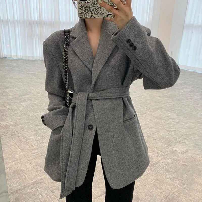 

ZCSMLL French Temperament Lapel Two Buckle Lace Waist Slimming Long-sleeved Warm Woolen Blazer Women