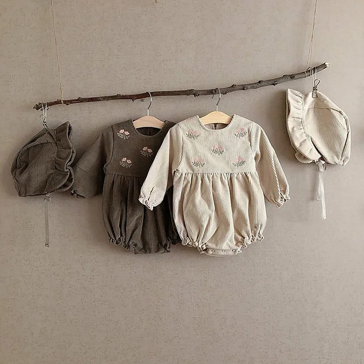 

Corduroy 2021 autumn Korean children's clothing retro embroidered corduroy BABY BODYSUIT baby ha clothes baby bag fart clothes