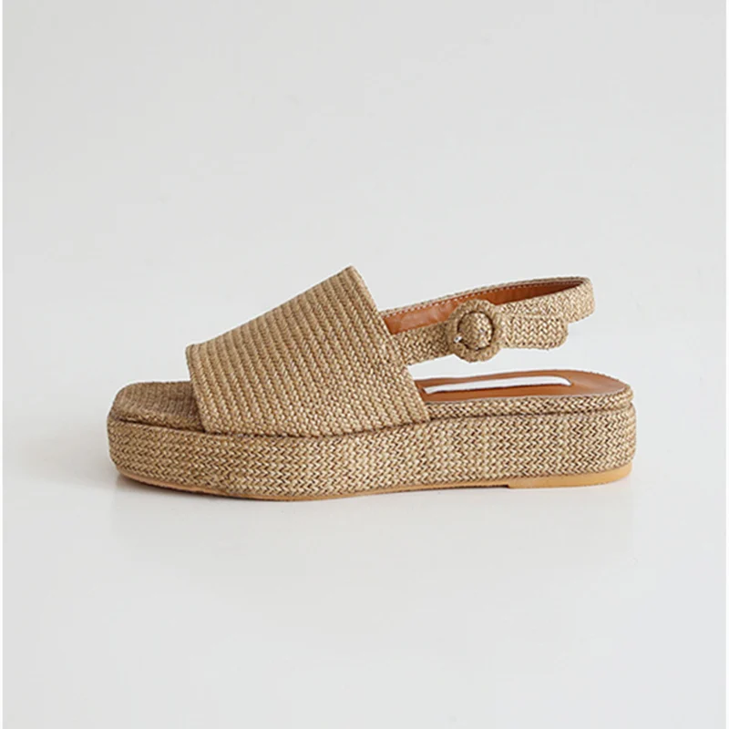 

Woven womens sandals 2019 summer new vine grass casual flat sandals low heel thick bottom Roman women's shoes