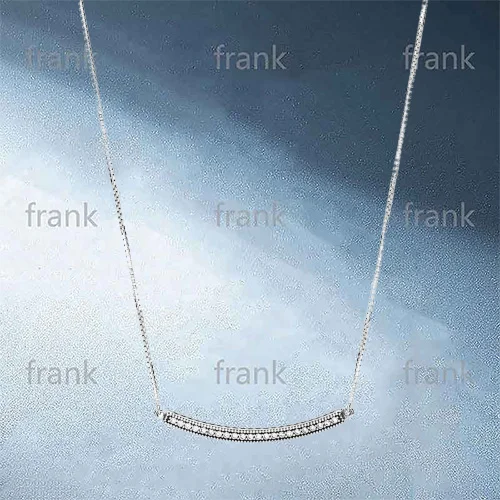 

397420CZ-HEARTS-OF-BAR-NECKLACE