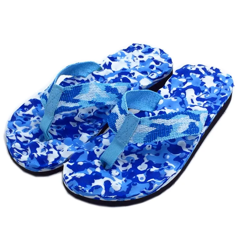Шлепанцы женские камуфляжные массажные сандалии на плоской подошве удобные