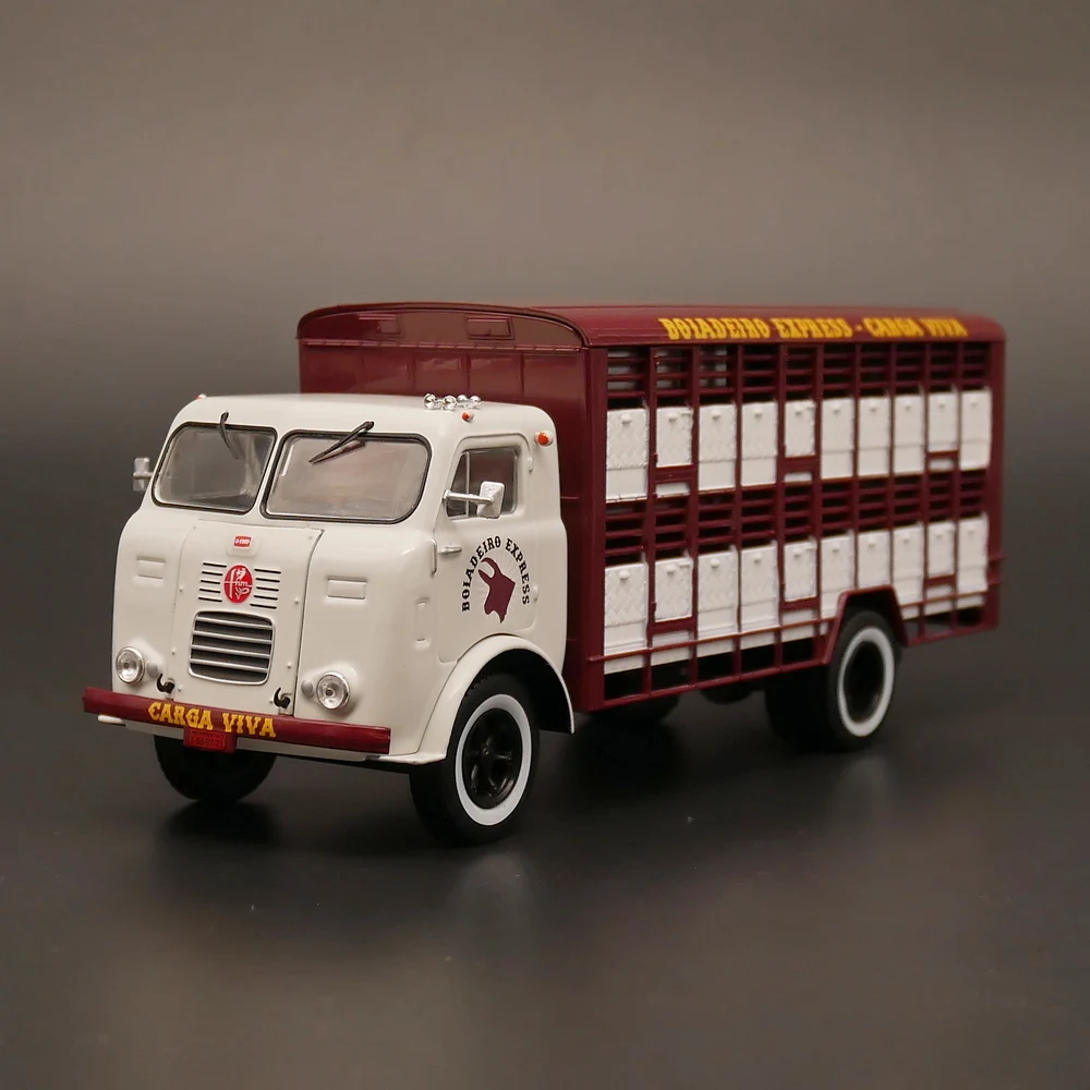 

Грузовик FNM D11000 Ixo 1/43, литая модель игрушечного автомобиля из сплава