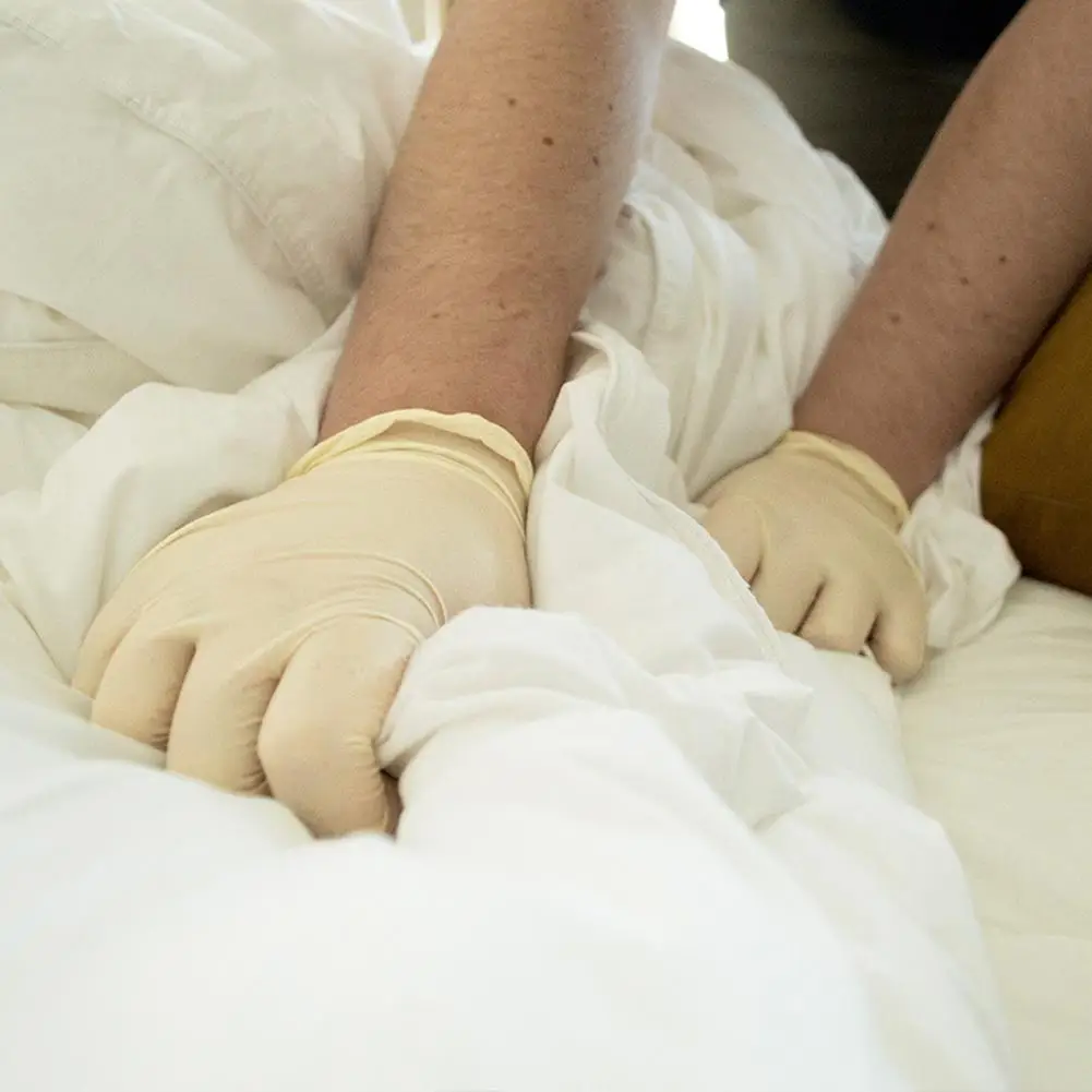 

Disposable Gloves Durable Latex Gloves for Restaurant Kitchen Salon 100PCS