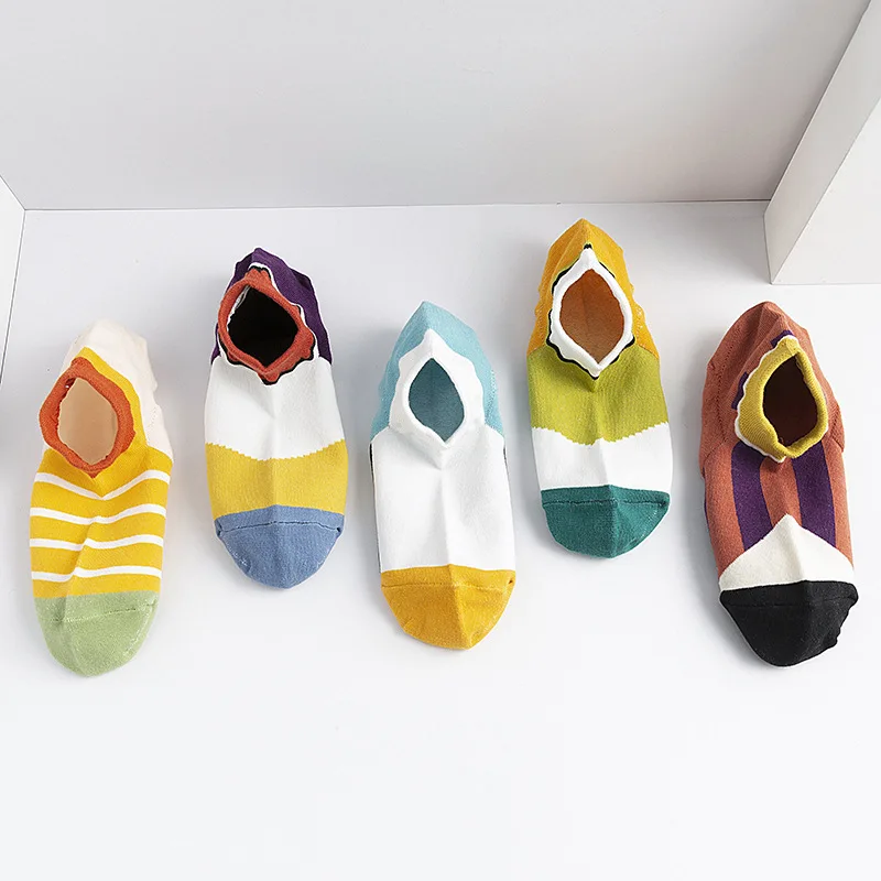 women socks 2020 Japanese new ladies boat color matching geometric net red ins shallow mouth sweat-absorbent cotton |