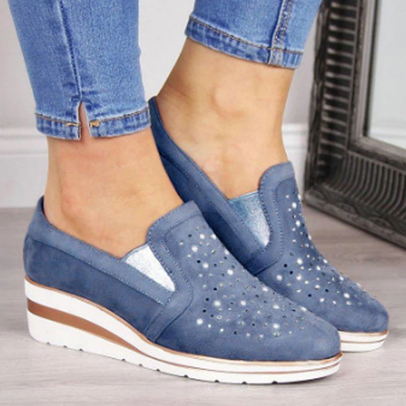 

Hot Wedges Shoes For Women Cow Suede New Bling Autumn Shoes Woman Fashion Slip-On Round Toe Casual Flat Shoes Comfortable Flats