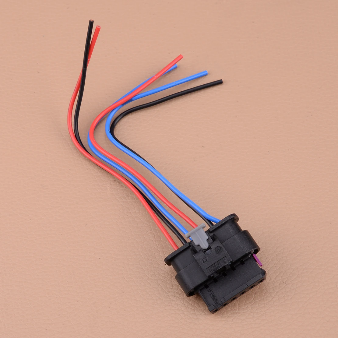 

Хвост светильник штекер подходит для BMW 320i 328d 328i 335i xDrive седан ActiveHybrid 3 M3 63217313043 63217313044