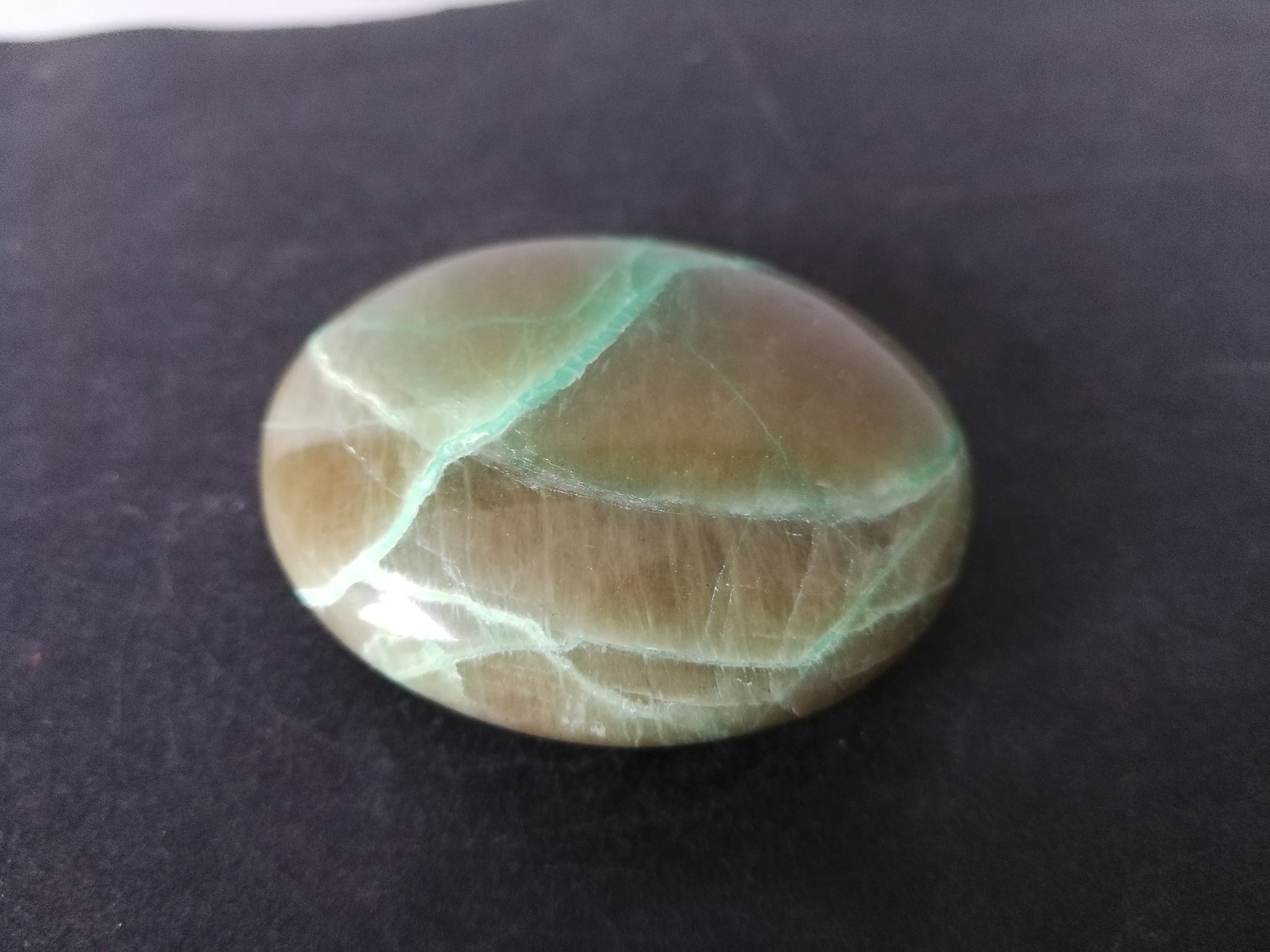 Натуральный зеленый лунный камень 75 7 г полированный кварцевый кристалл