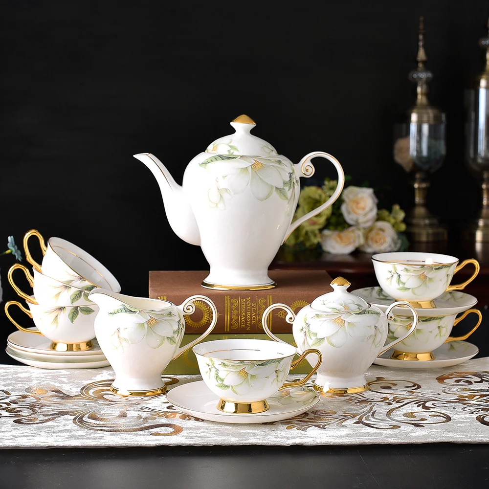 

15 Pcs Fine Royal Golden Line Decal Ceramic Tea Set Lily Flower Bone China Coffee Set Porcelain Tea Pot tea Cup and Saucer Gift