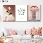 Постер с розовыми дверями и цветами на балконе, Скандинавская фотография, печать, пейзаж, холст, живопись, модная художественная картина, Современное украшение для дома