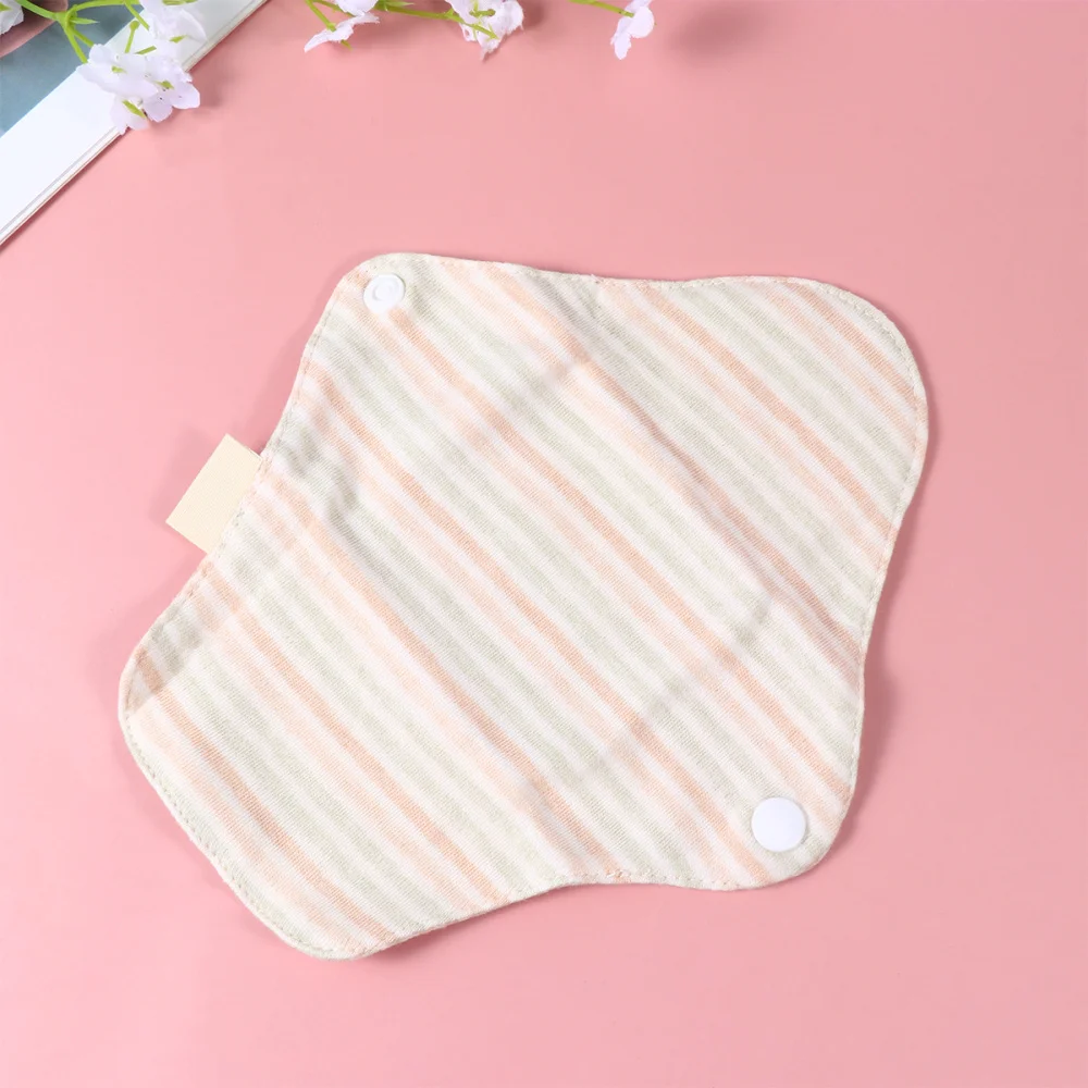 

5pcs Reusable Sanitary Towel Pads Cotton Washable Breathable Sanitary Pads for Lady (Random Pattern)