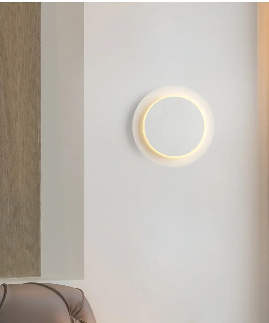 Современный настенный светильник светодиодный с вращением на 360 градусов белый