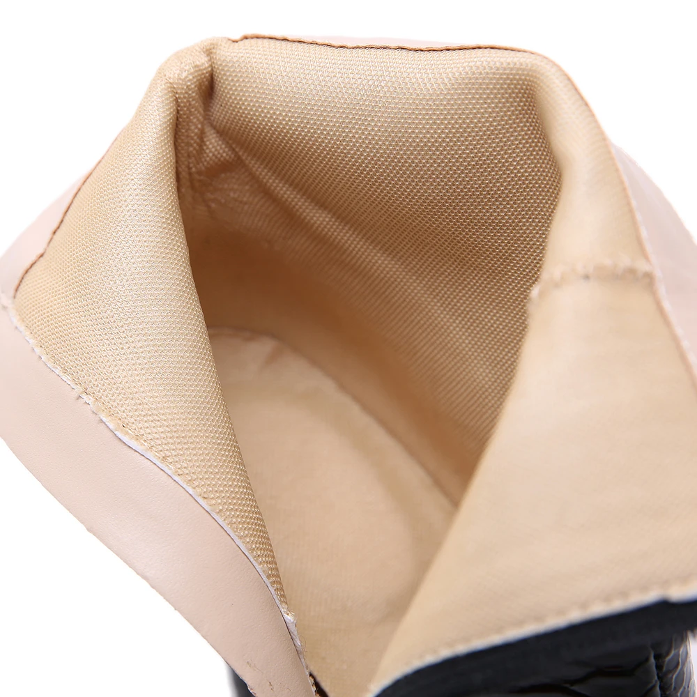 

NIUFUNI Fashion Boots Women Snakeskin Pointed Toe Ankle Boots Patent Leather Sexy Stiletto HIgh Heels Woman Shoes Black Botas