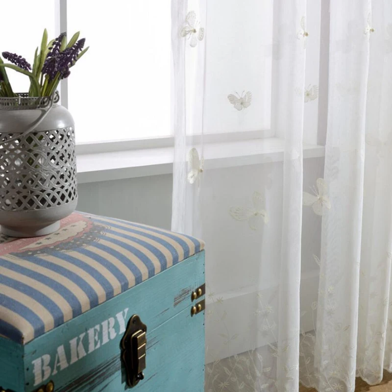 Белые занавески с бабочкой и жемчугом вышивкой на окна современные сетчатые для