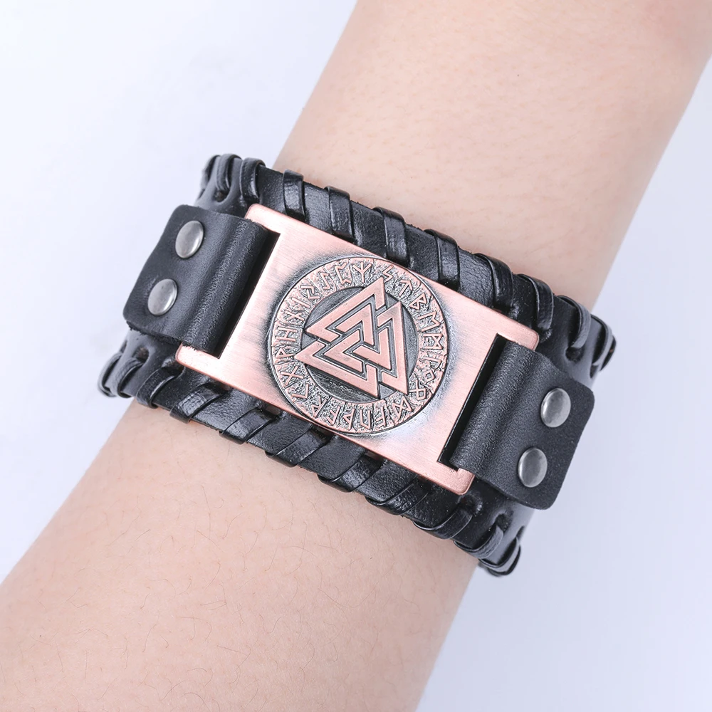 Металлический браслет-амулет с символом Одина | Украшения и аксессуары