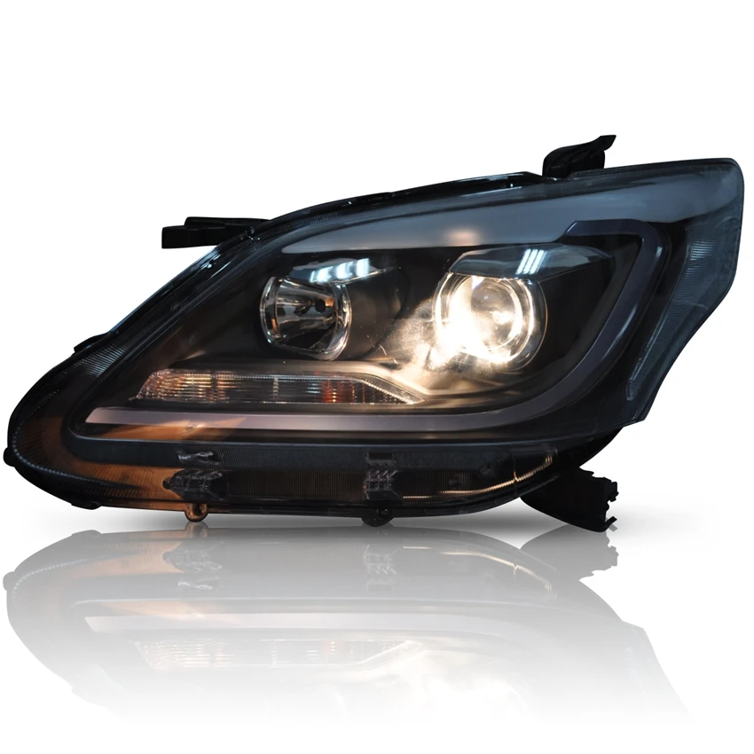 VLAND завод для автомобильных фар Innova светодиодный задний фонарь 2012 2015 с поворотом +