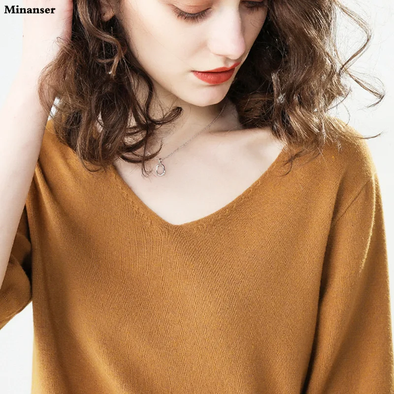 

Женский свитер, вязаная рубашка в стиле Харадзюку, пуловер большого размера d, однотонный, весна-лето, тонкий, с V-образным вырезом, с коротким...