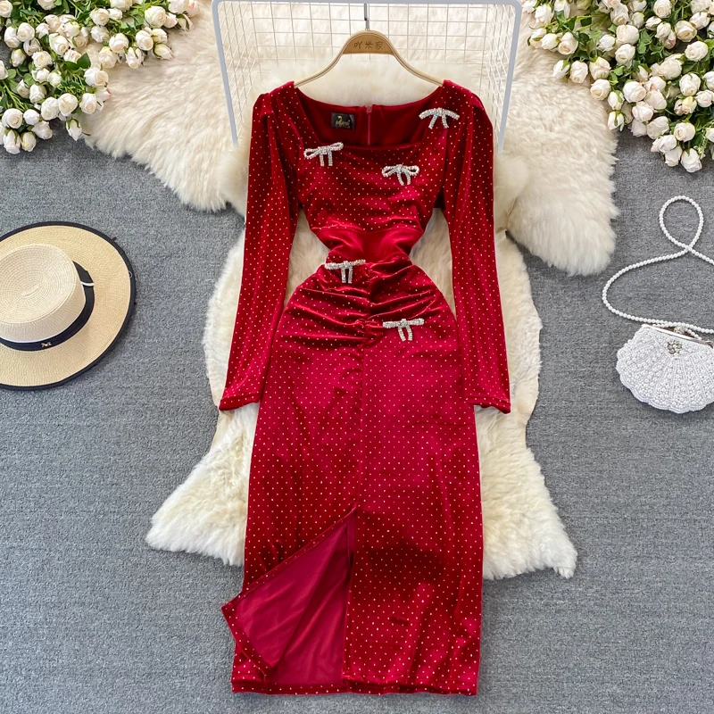 

Осенне-зимнее Бархатное облегающее платье в горошек черного/зеленого/красного цвета, женское элегантное вечернее платье-футляр с V-образны...