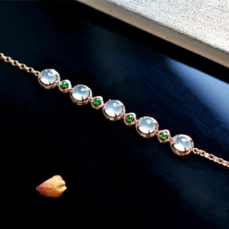 

Time One Chalcedony High Ice Lock and Load Spray with Green Egg S925 Sterling Silver Adjustable Bracelet Gloss Lamination