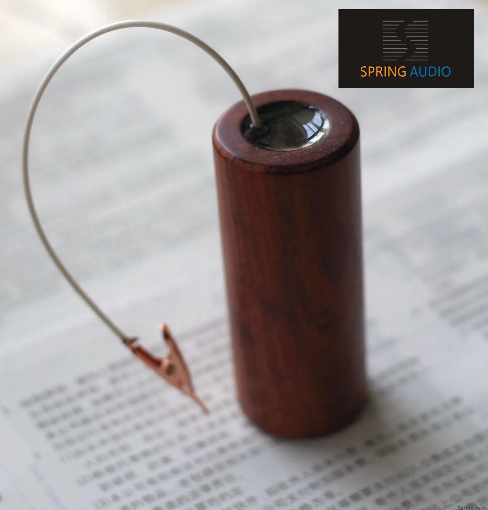 Электронное черное отверстие устранение стерео статического электричества