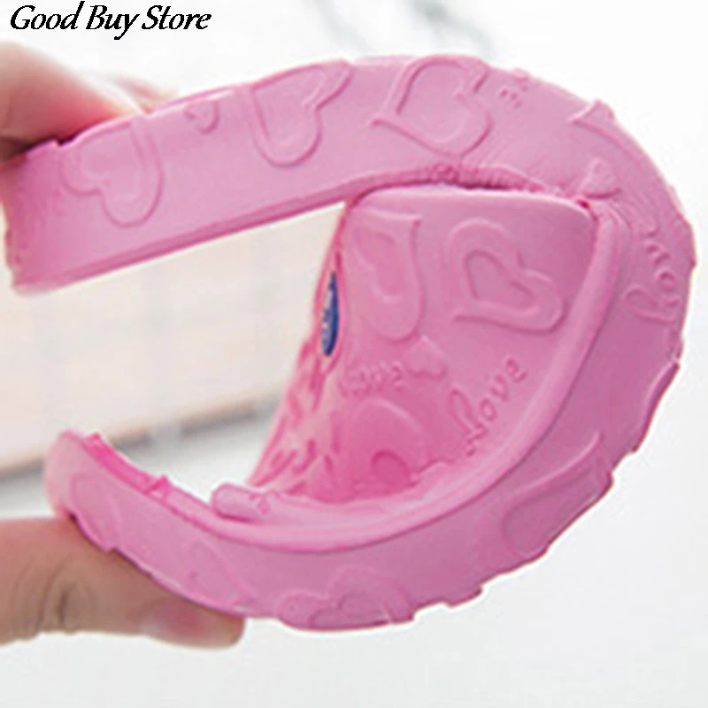

Home Bathing Slippers Women Summer Indoor Bathroom Slipper Flat Flip Flops Comfortable House Shower Shoes Zapatillas de hombre
