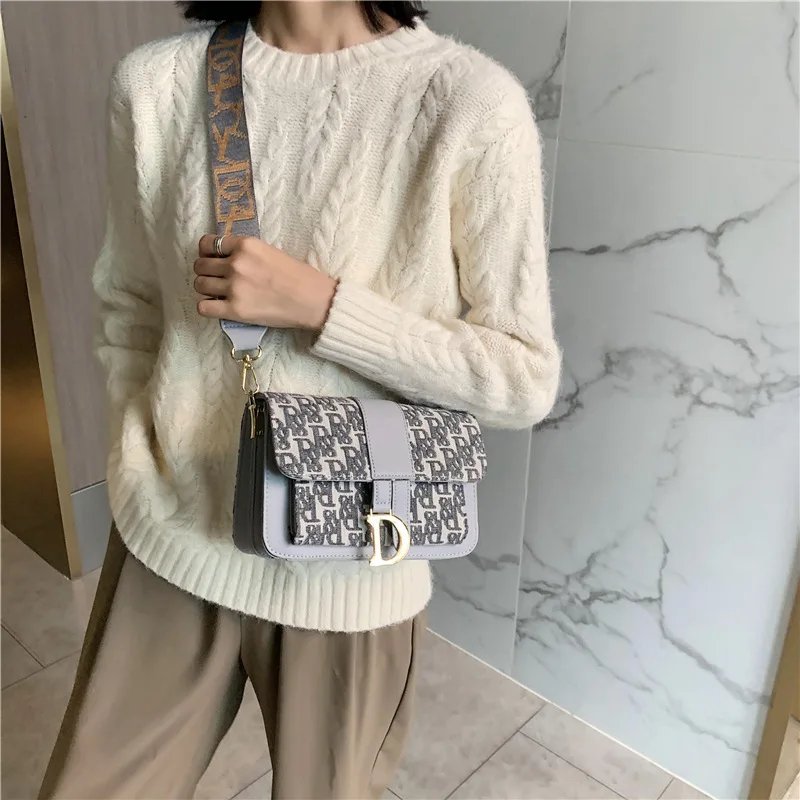 

Luxury Letter Bag Trend Joker Texture Small Square Bag Letter Decoration Crossbody Bags for Women