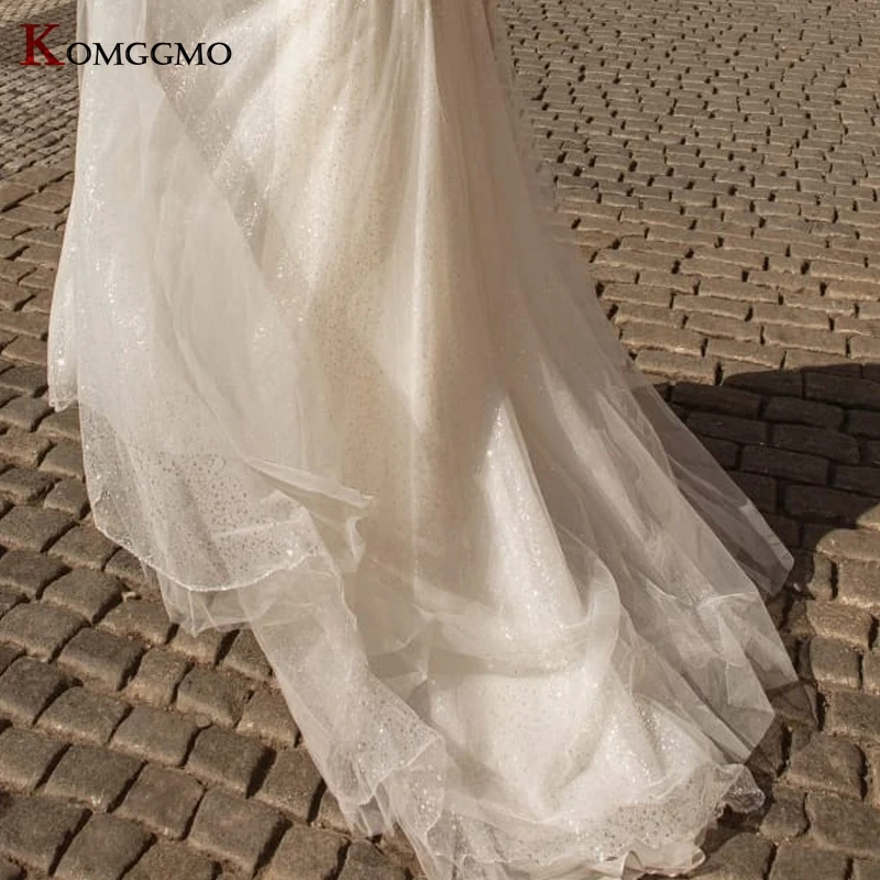 

Luxury V-Neck Sleeveless Embroidery Appliques Tulle Bridal Ball Gown Custom Made Backless Court Train Lace Wedding Dress 2021