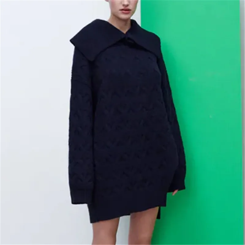 

2021 winter new women's wear versatile loose sea blue large lapel side split medium length sweater sweater
