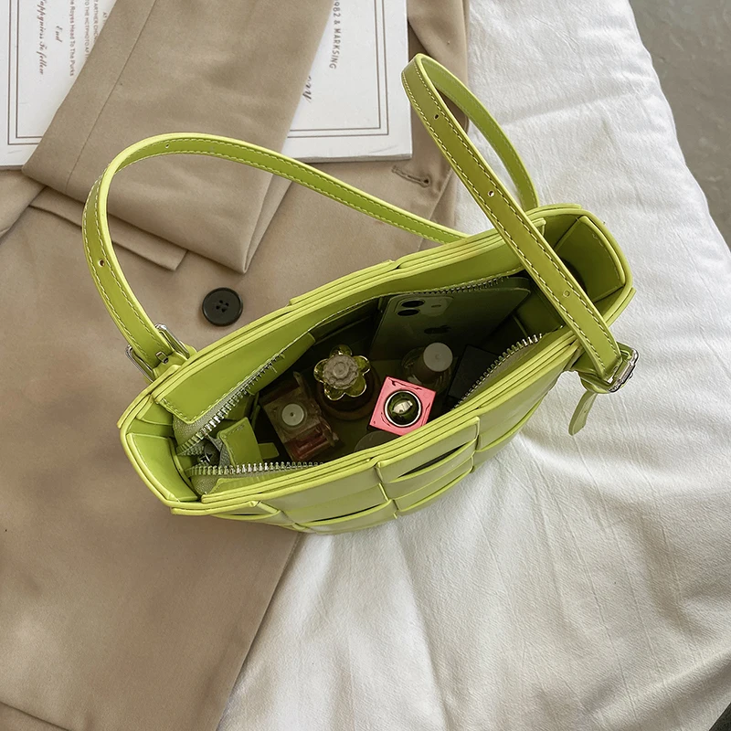 

Fashion Leather Knitting Shoulder Bags Bucket Crossbody Bags for Women 2021 Purses and Handbags Luxury Designer Sac A Main Brand