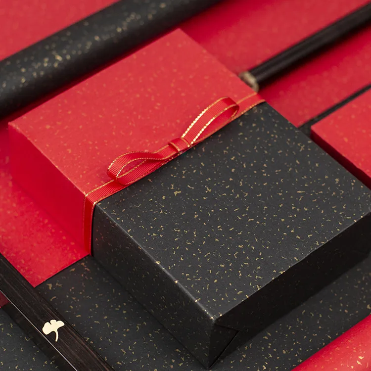 Бумага для упаковки цветов Современная крафт упаковочная бумага с золотой