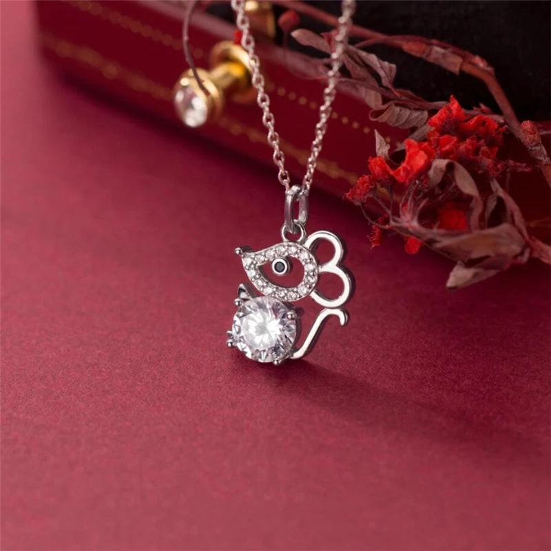 

Sole Memory 2020 Rat Year Zodiac Sign Shiny Mouse Silver Color Clavicle Chain Female Necklace SNE513