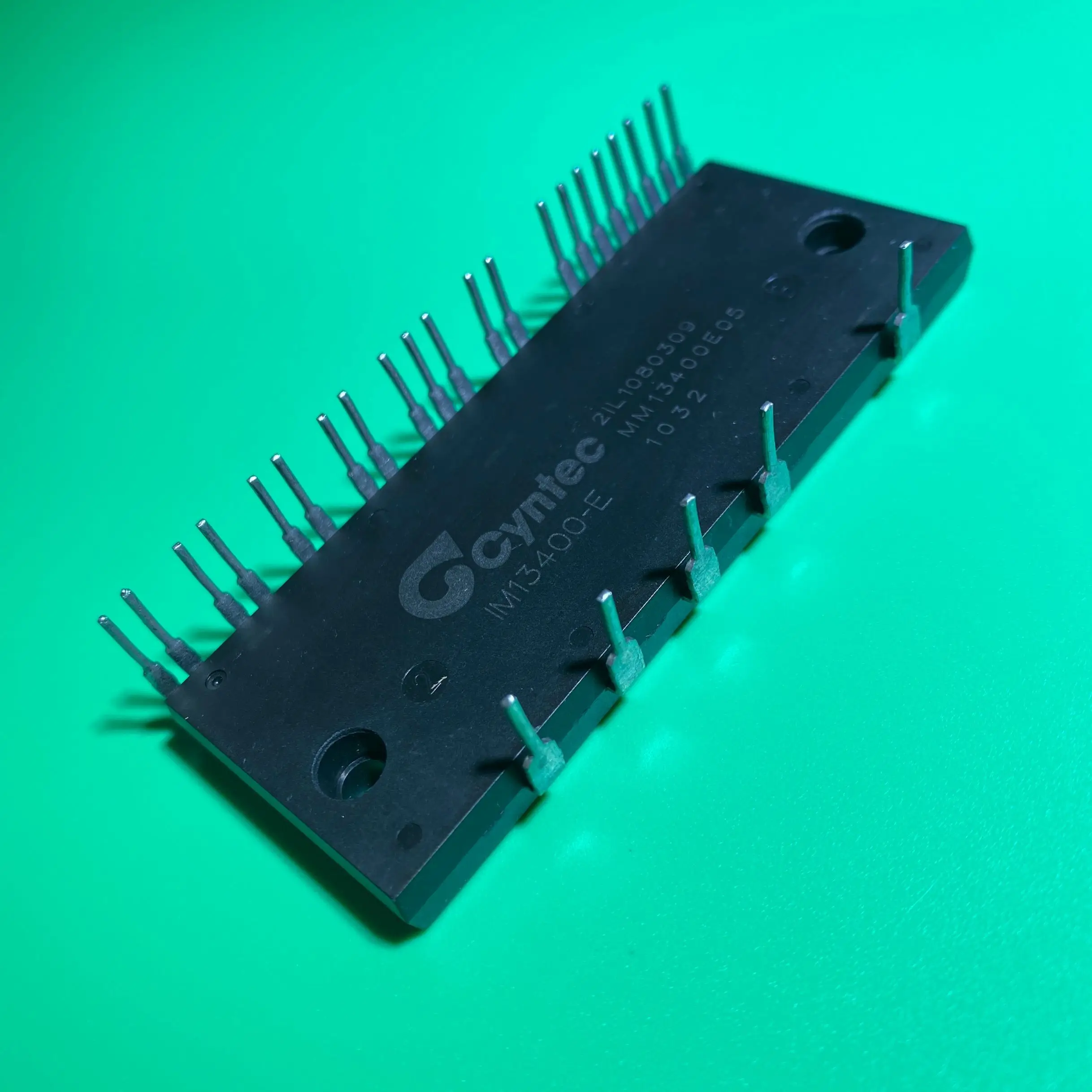 IM13400-E модуль IC с изолированным затвором (IGBT) IM 13400E Cyntec IPM является интегрированным приводом IM13400 E IM3400-E IMI3400-E