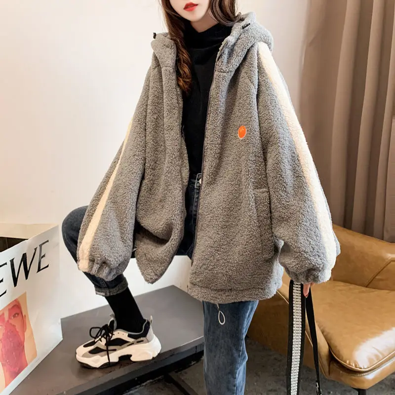 

Lamb Plush coat women's loose Korean autumn winter 2020 new versatile Plush thickened Hooded Sweater