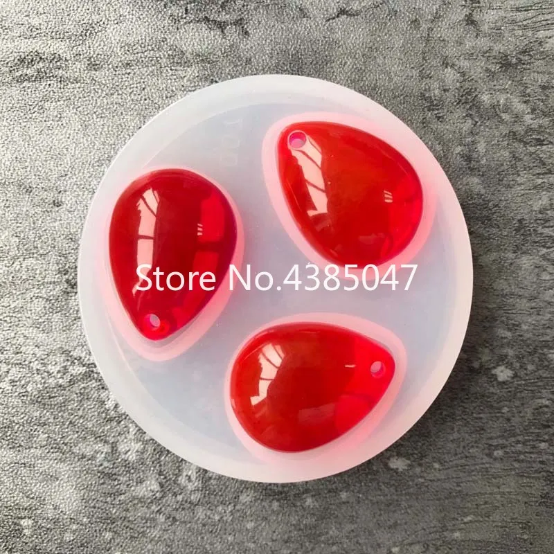 1 шт. силиконовая УФ форма с круглыми кабошонами и кристаллами воды для