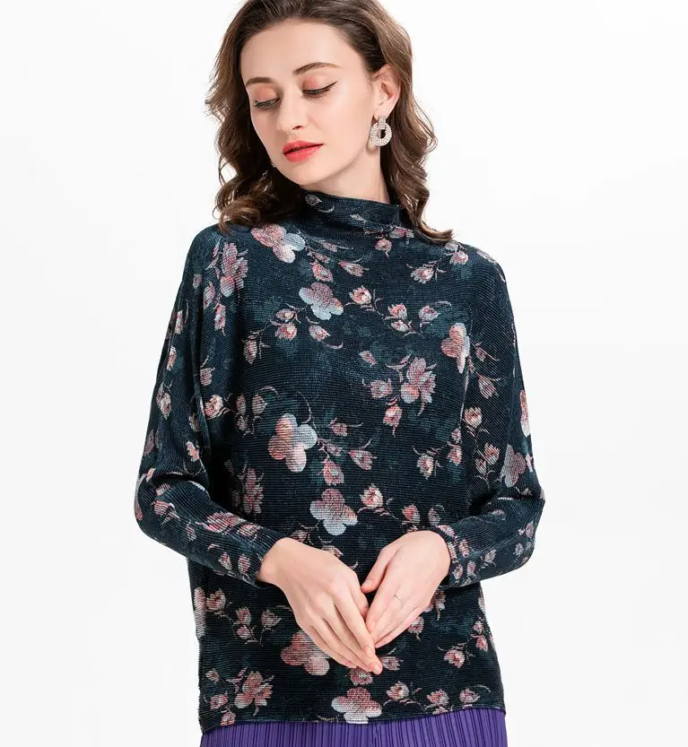 

High Collar Chiffon Flower Top Miyake Pleated Bat Sleeve Long Sleeve Flower T-shirt